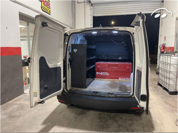 Volkswagen Caddy FURGON  6