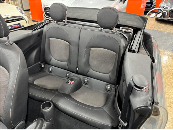 Mini One Cabrio 1.5 11