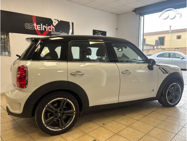 Mini Cooper Countryman S  3