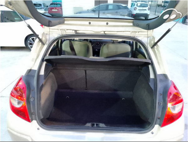 Renault Clio 1.5 DCI 11