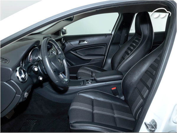 Mercedes-benz GLA 180 1.6G 122CV 10