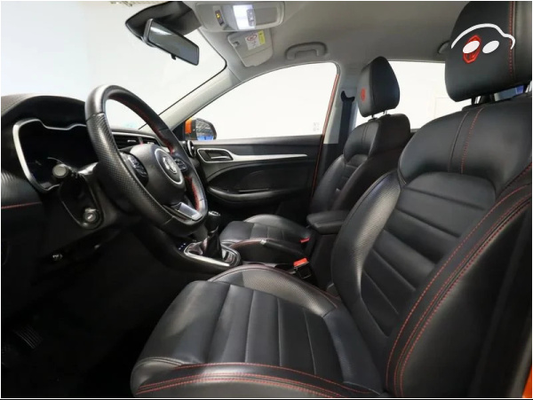 MG ZS 1.5 LUXURY 106CV 5P 2