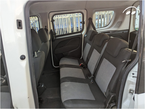 Fiat Doblo  6
