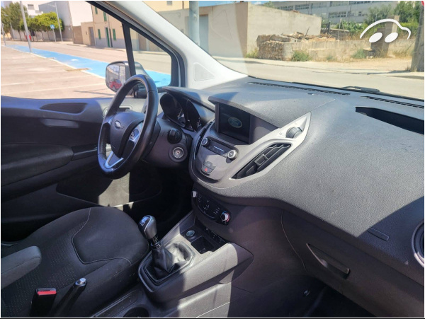 Ford Transit courier  1.0 EcoBoost  3