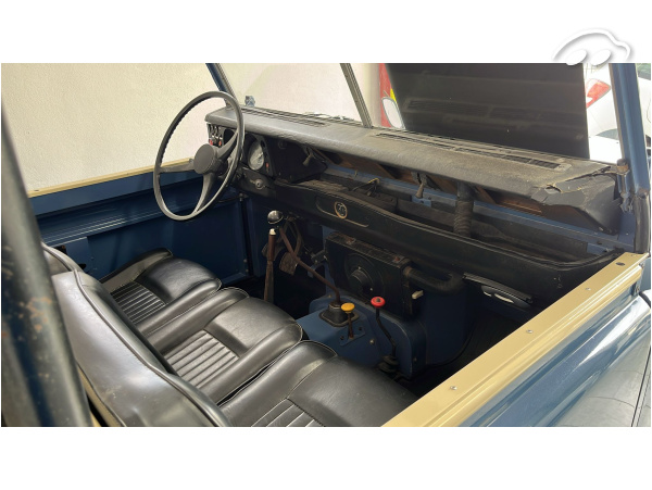 Land Rover Santana  3