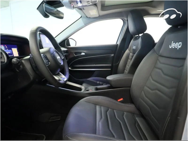 Jeep AVENGER 1.2 MHEV 81KW SUMMIT 110CV 5P 3