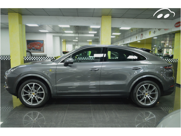 Porsche Cayenne COUPE E-HYBRID 5