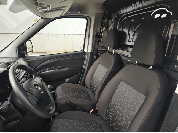 Opel Combo 1.3 6