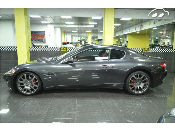 Maserati GranTurismo 4.2 V8  4