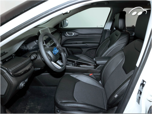 Jeep Compass 1.5 MHEV 96KW NIGHT EAGLE FWD DDCT 5P 9