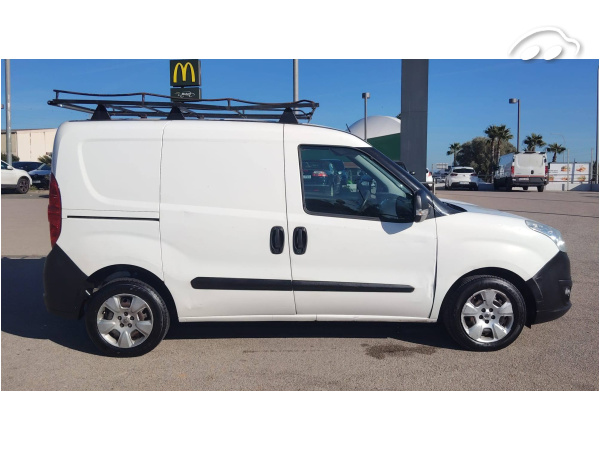 Opel Combo 1.3 Cdti  7