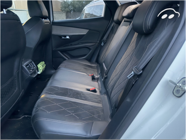 Peugeot 3008 GT BLUEHDI 180 7