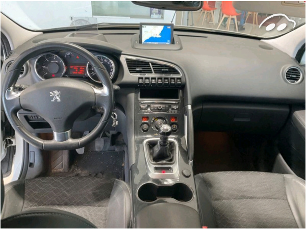 Peugeot 3008 SUV 1.6 HDI Allure 2