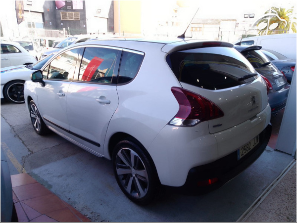 Peugeot 3008 SUV 1.6 HDI Allure 4