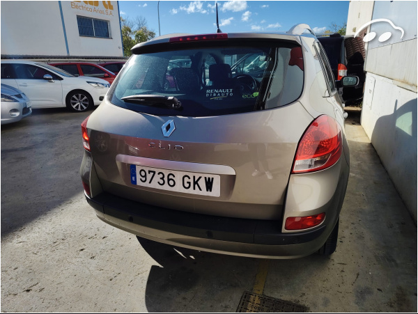 Renault Clio 1.5 6