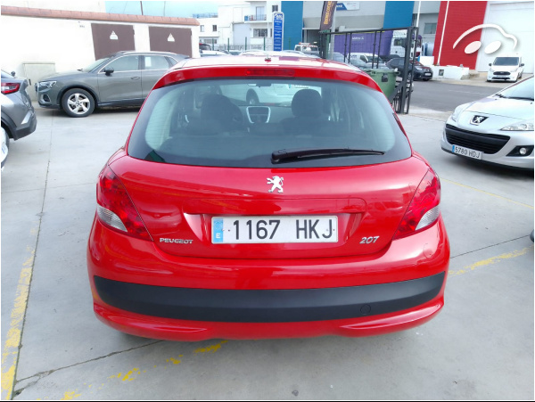 Peugeot 207 1.4 HDI  5