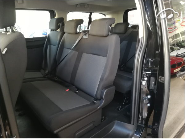 Opel Vivaro talla L 9 PL 8