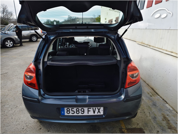 Renault Clio 1.4i 6