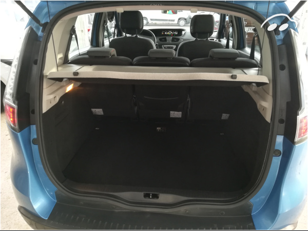 Renault Scénic 1.5 7