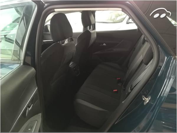 Peugeot 3008 SUV ACTIVE 7