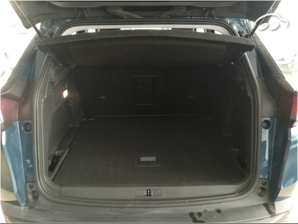 Peugeot 3008 SUV ACTIVE 8