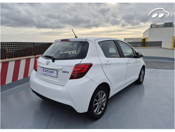 Toyota Yaris  5