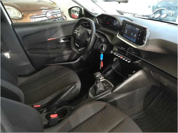 Peugeot 208 ACTIVE 7