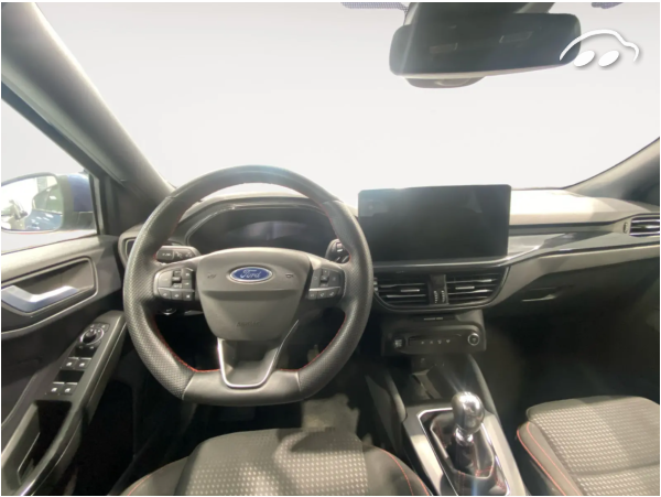 Ford Focus 1.0 EcoBoost Hybrid St-Line X 5