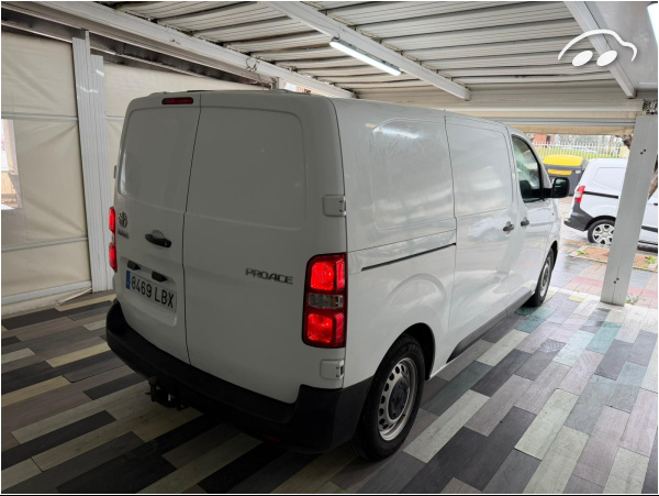 Toyota Proace furgon BUSSINESS 10