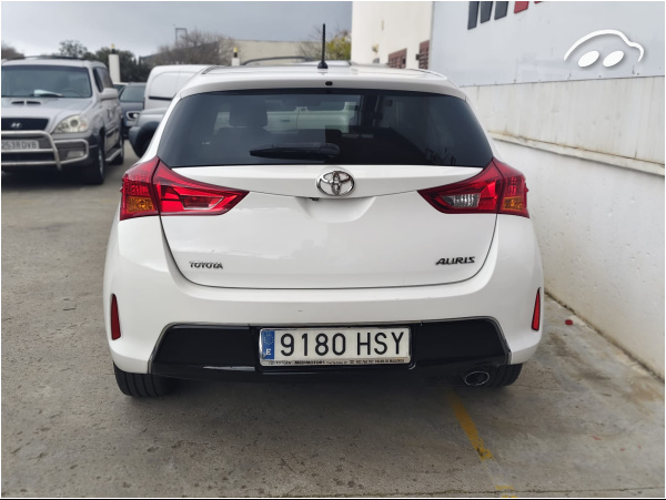 Toyota Auris 1.9 5