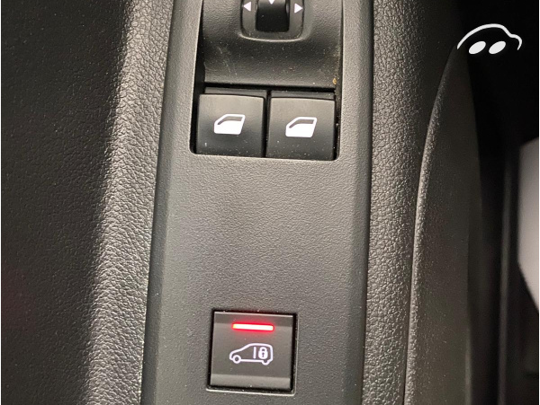 Peugeot Partner PRO STANDARD 1.5 Bhdi 102CV FG 11