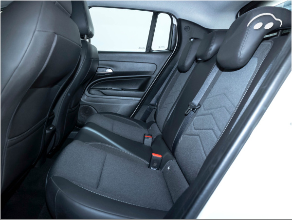 Jeep AVENGER ALTITUDE 1.2 100CV  11