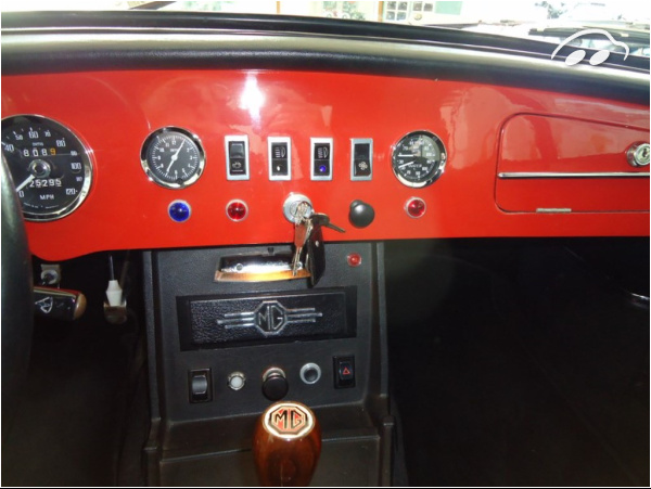 MG MGB GT 1.8 cc Coupé95 12