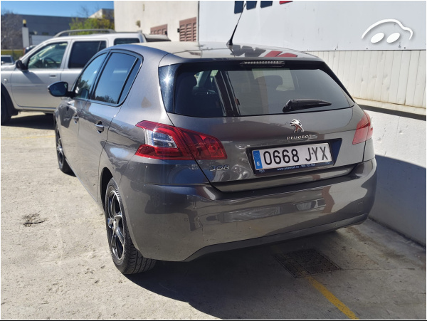 Peugeot 308 1.2 5
