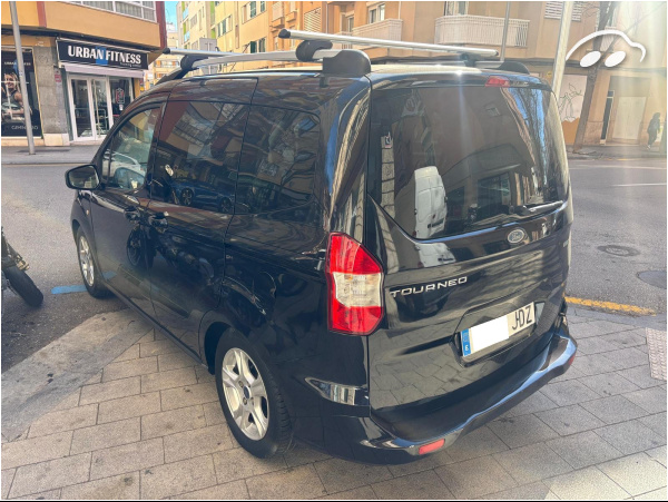 Ford Tourneo courier  2