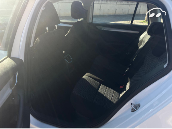 Skoda Octavia Familiar 6