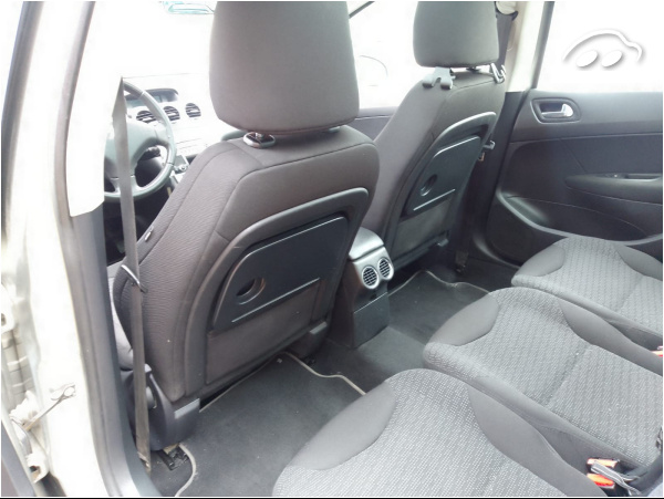 Peugeot 308 Sw 1.6 HDI  12