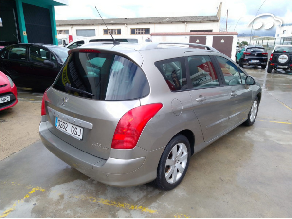 Peugeot 308 Sw 1.6 HDI  6