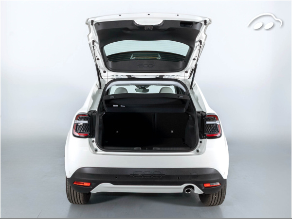 Fiat 600 MHEV 1.2 110CV ICON 8