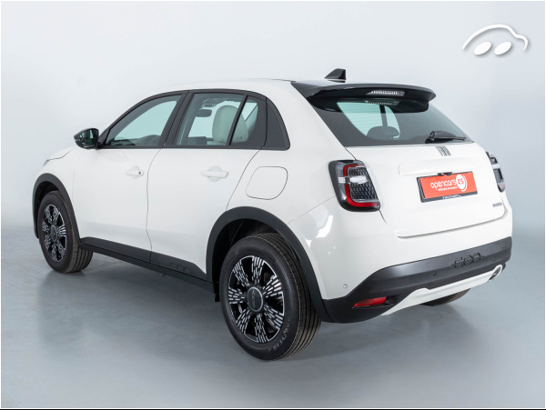 Fiat 600 MHEV 1.2 110CV ICON 6