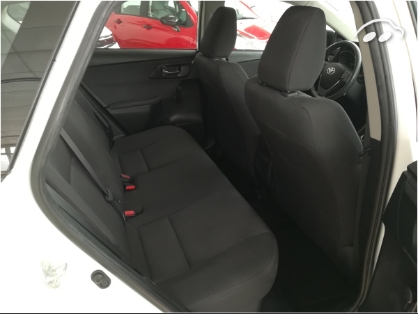 Toyota Auris ACTIVE BUSINESS 7