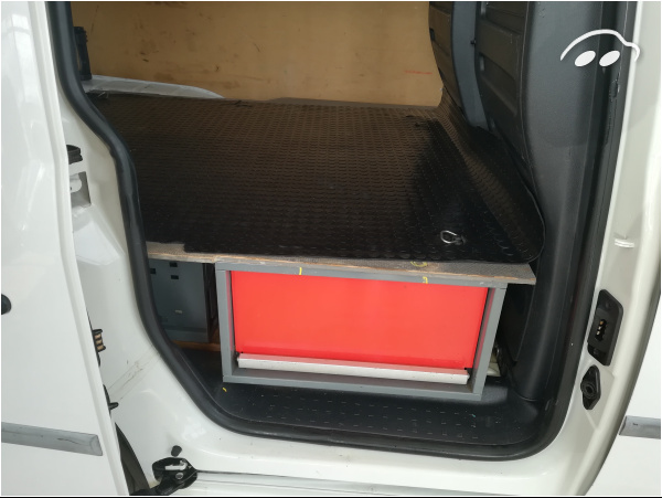 Volkswagen Caddy PROFESIONAL  4