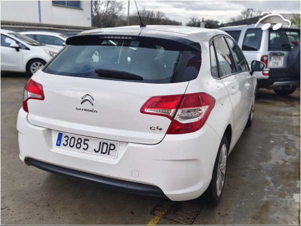 Citroen C4 1.6 8