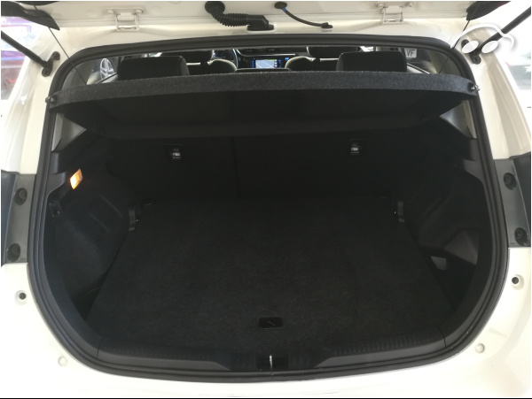 Toyota Auris ACTIVE 8