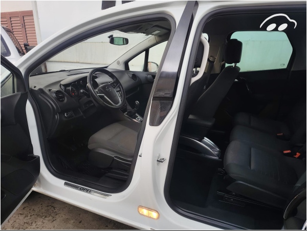 Opel Meriva 1.4 8