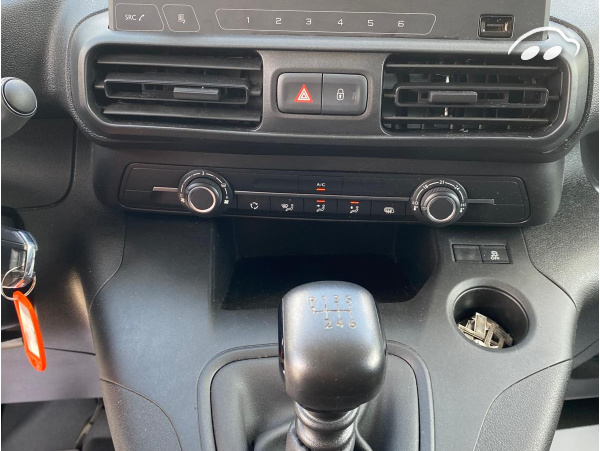 Peugeot Partner PRO 1.5 BHDI 102CV FG 4P 10