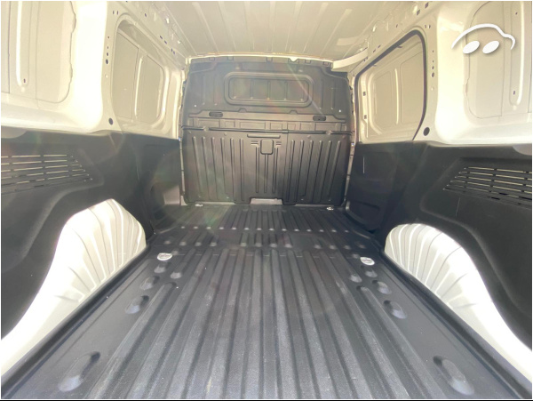 Peugeot Partner PRO 1.5 BHDI 102CV FG 4P 6