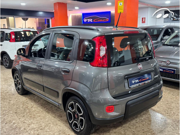 Fiat Panda 1.0 HYBRID CITY LIFE 6