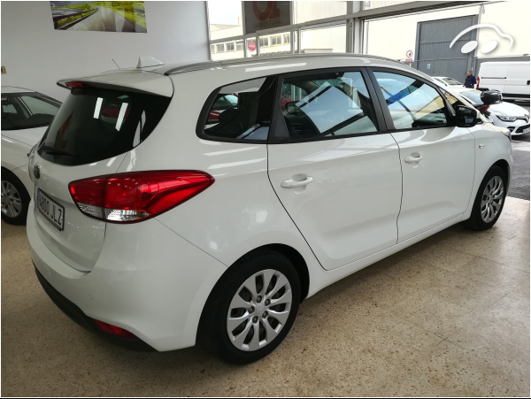 Kia Carens 1.6 7 PLAZAS 4
