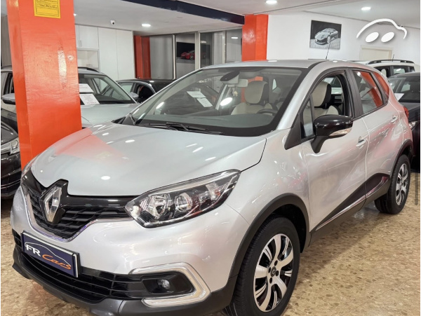 Renault Captur LIMITED TCE 3